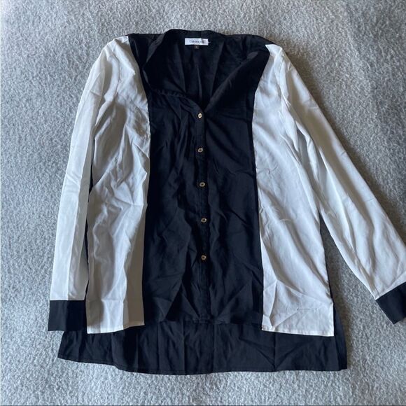 Calvin Klein medium blouse - Picture 1 of 9
